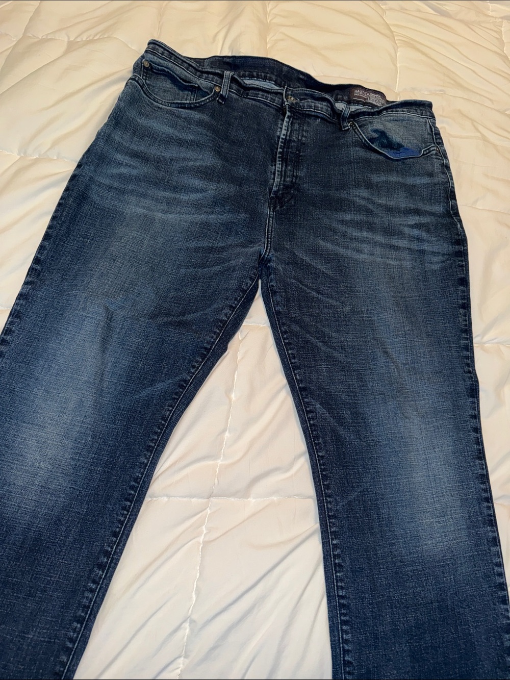 Men's - Nautica / 42x32 Dark Blue Straight-Leg Jeans EUC